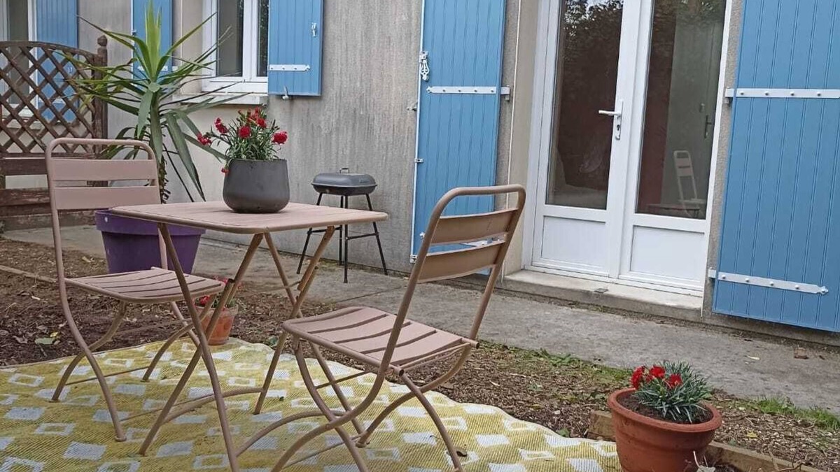 Bourcefranc-le-Chapus Apartment | Studio Avec Jardin
