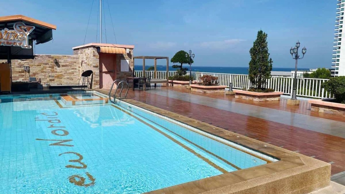Pattaya Bay Condo | Studio avec balcon et vue panoramique à Pattaya
