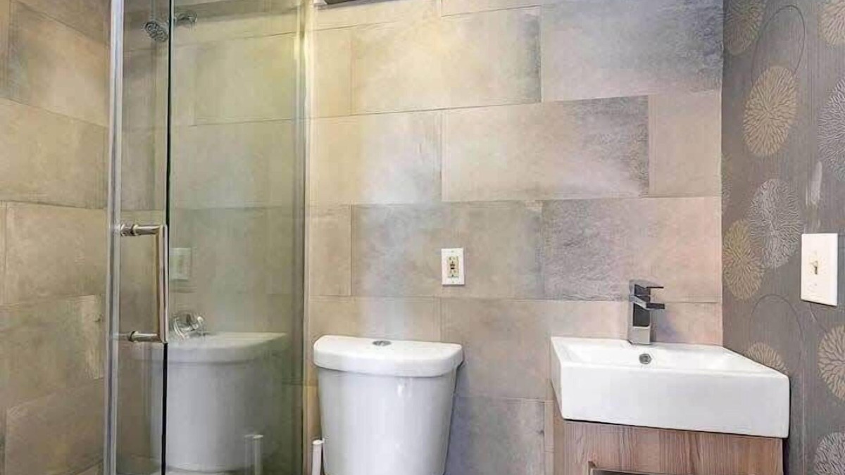 Bay Village Apartment | Studio Awaits Your Next Stay!