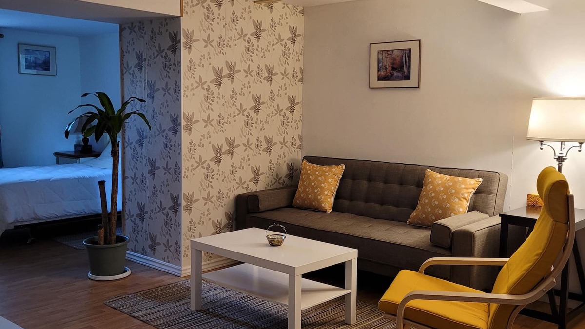 Vaudreuil Apartment | studio, bachelor