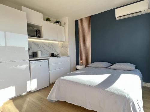 Les Beaux-Arts Apartment | Studio Beaux Arts - *Proche centre *Clim *Balcon