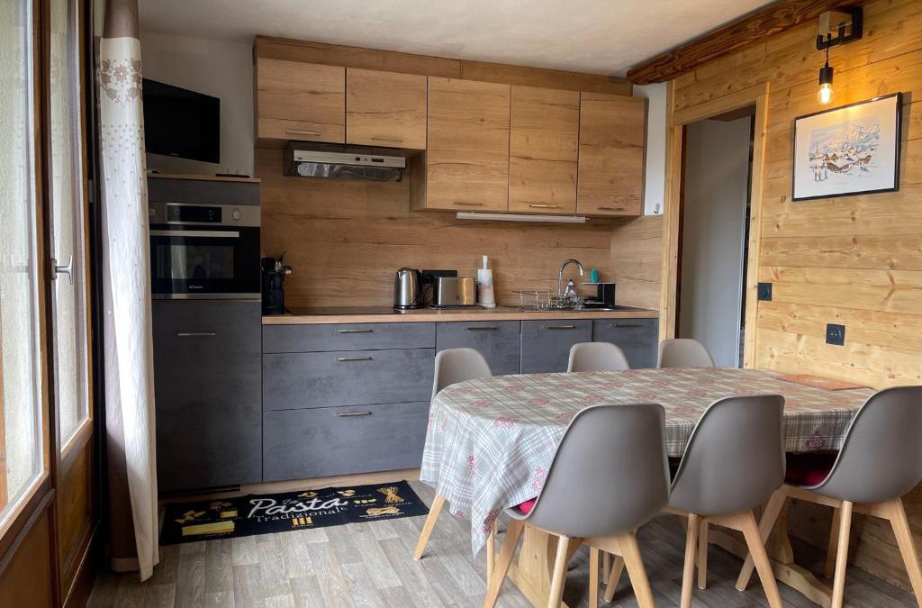 Notre-Dame-de-Bellecombe Apartment | Studio cabine calme avec parking proche commodités - FR-1-505-194