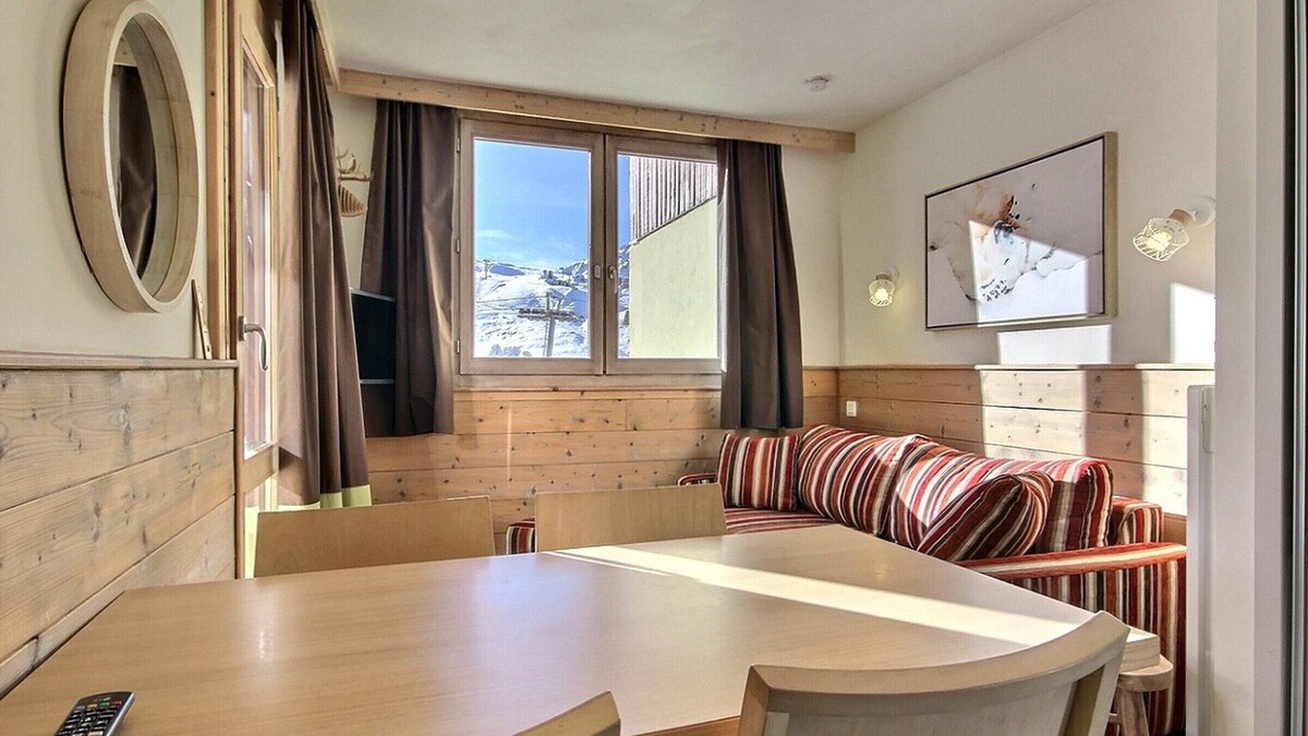 Belle Plagne Apartment | Studio cabin for 4, balcony, near slopes and shops