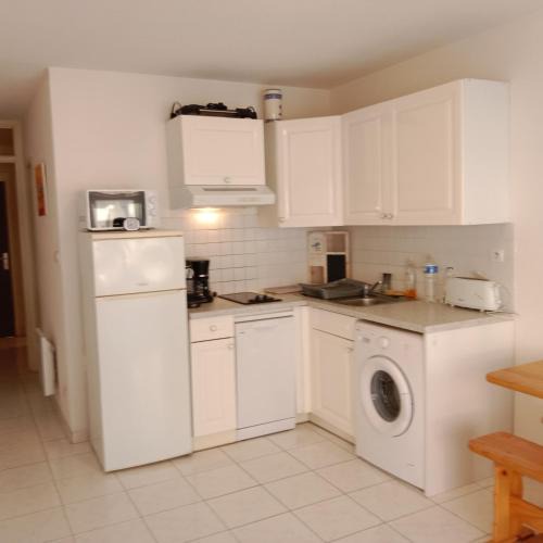 Mediterranee Apartment | Studio cabine équipée pour 4 personnes 4CALYI/2