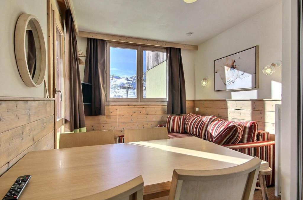 Belle Plagne Apartment | Studio cabine 4 pers, balcon, proche pistes et commerces - FR-1-455-183
