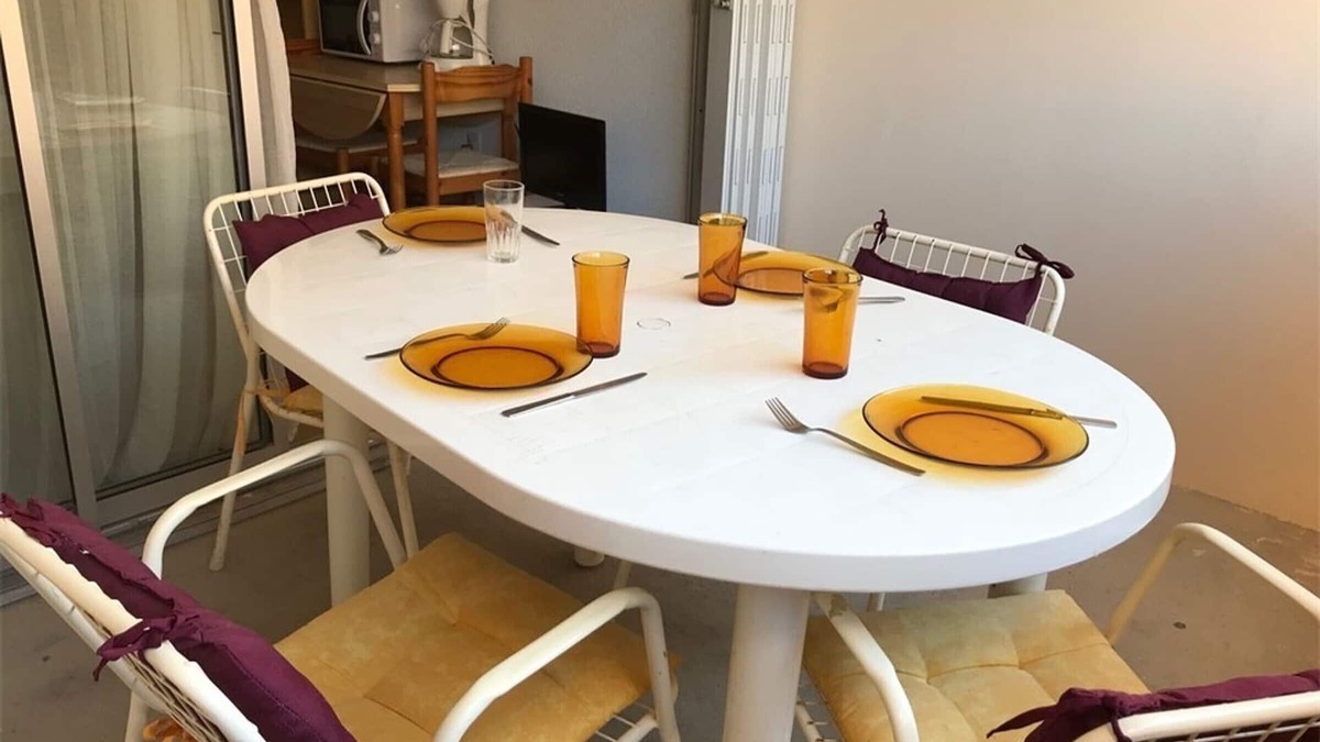 Port Leucate Apartment | Studio Cabine in Port Leucate with Pool, Beachfront, Parking, and Nearby Shops