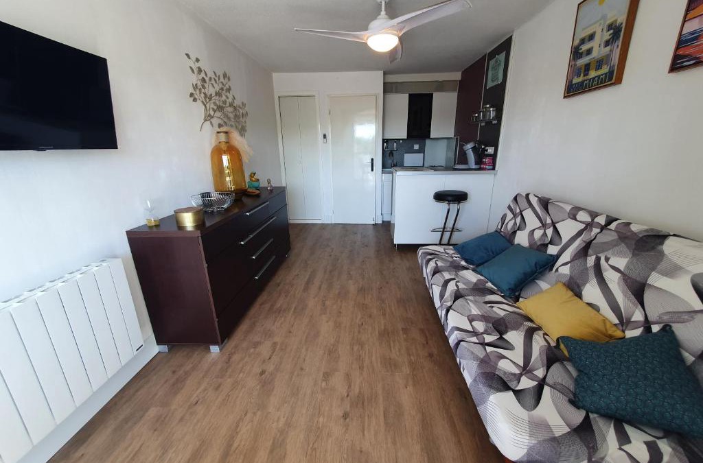 La Petite Motte Apartment | Studio cabine mer et pinède 26m2: 4pers, neuf, cosy