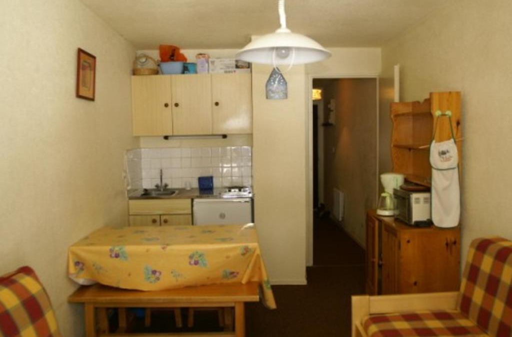 Le Pleynet Apartment | Studio cabine proche pistes, balcon, casier à skis, parking gratuit - FR-1-557A-21