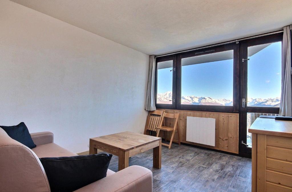 Aime Apartment | Studio cabine rénové avec balcon, vue Mont-Blanc, pour 4 pers. à Aime 2000 - FR-1-455-80