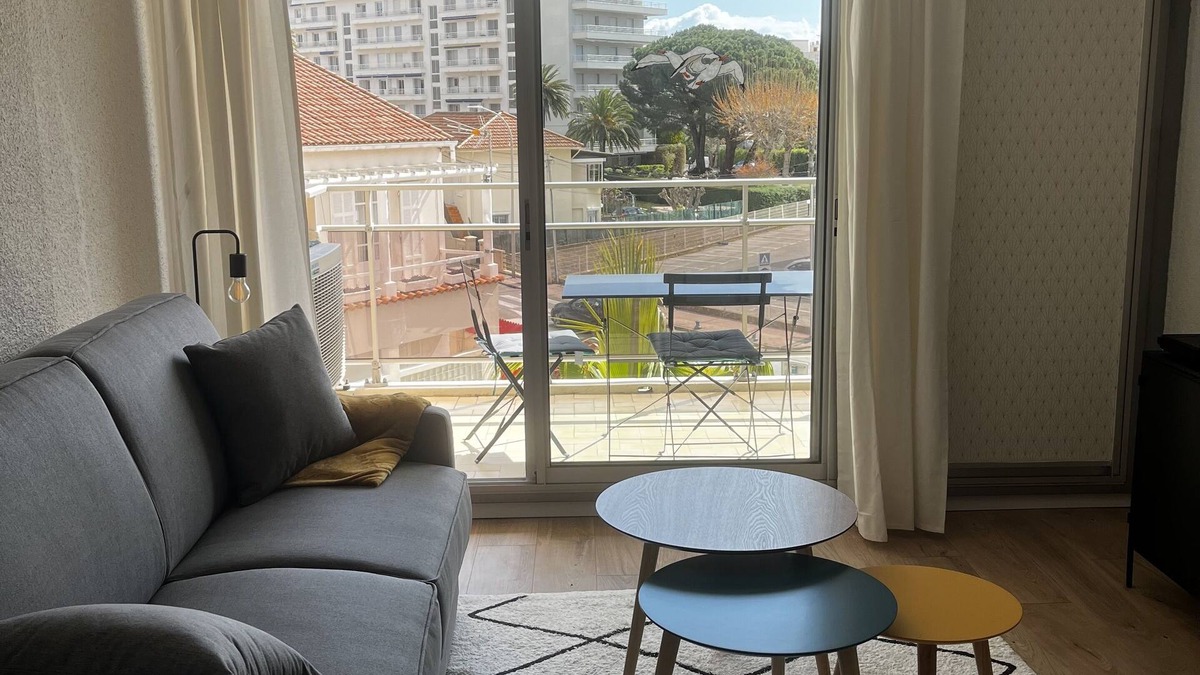 Cavaliere Apartment | Studio Cavalaire-Sur-Mer 300m from the beach and town center