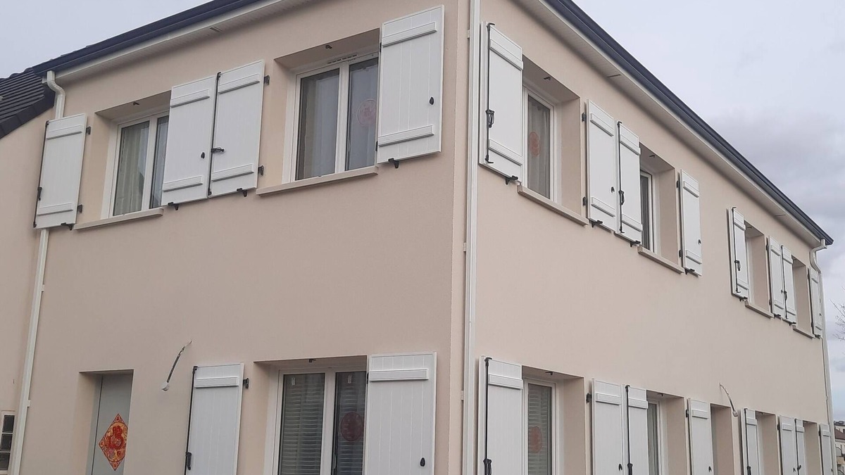 Claye-Souilly Apartment | Studio Centre Ville Claye Souilly Free Parking