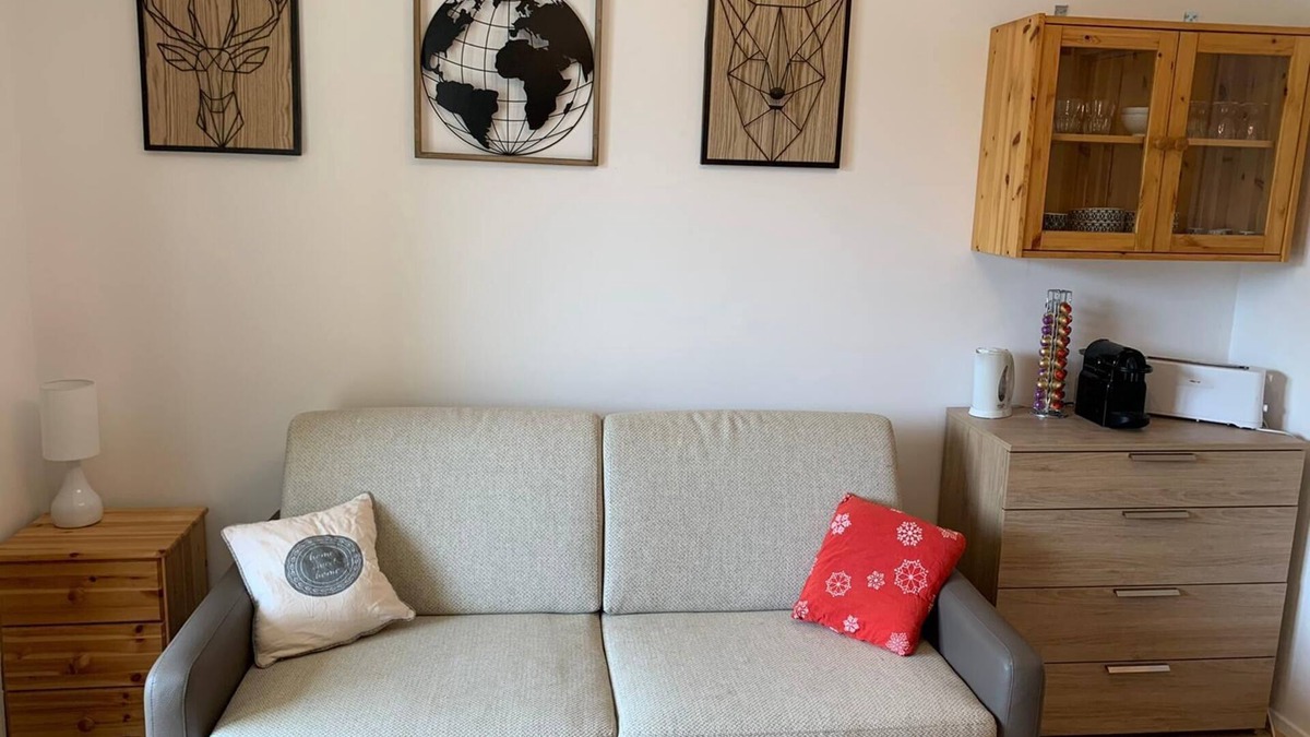 Allos Apartment | Studio Chaleureux et Ensoleillé !
