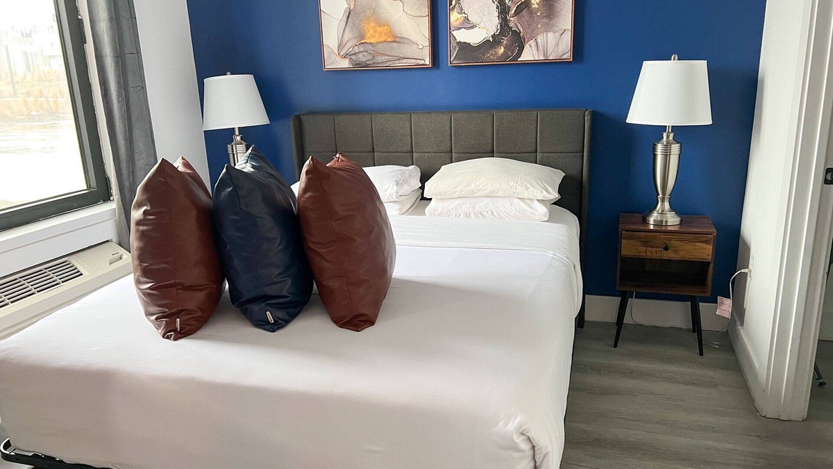 Elizabeth Apartment | Studio close to EWR 9595