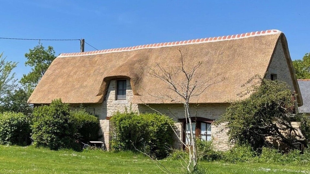 Plomeur Apartment | Studio close to Pointe de Torche