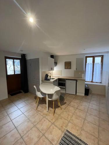 Issoudun Apartment | Studio cosy la Théols à Issoudun