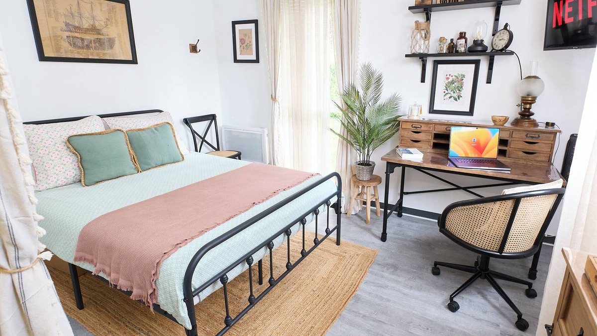 Blois Apartment | Studio Cosy tout équipé Wifi parking Proche Centre-ville et Châteaux de la Loire