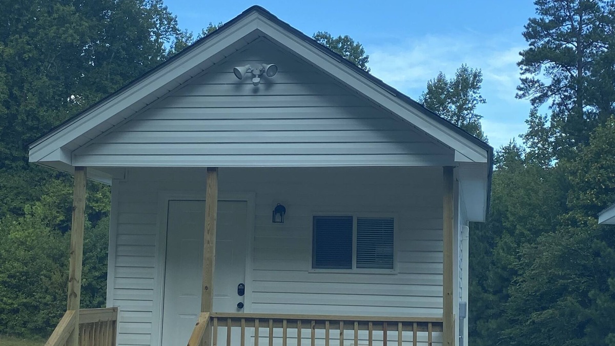 Knightdale Cottage | Studio cottage Modern country life -5min to Knightdale Downtown and restaurants