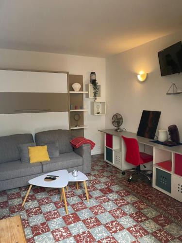 Toulouse South-East Apartment | Studio Cozy Terrasse Toulouse Jules Julien