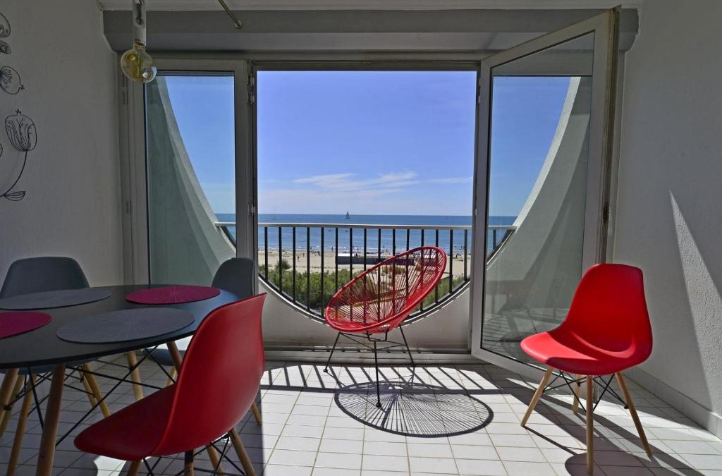 Le Couchant Apartment | Studio de 33 m2, vue et bord de mer, parking