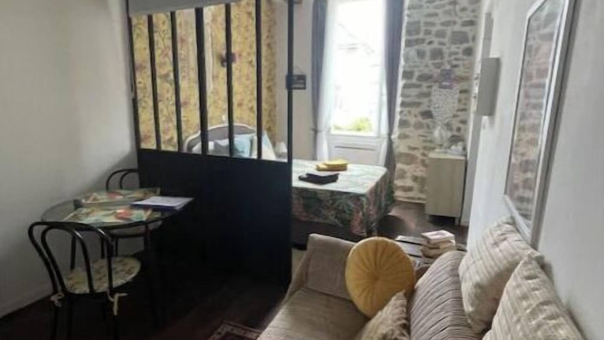 Oloron-Sainte-Marie Apartment | Studio de Charme, Wifi, Parking, Centre Ville