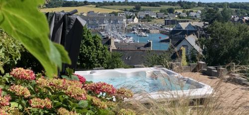 Pleneuf-Val-Andre House | Studio de Charme "Le Coquillage " Jacuzzi privatif