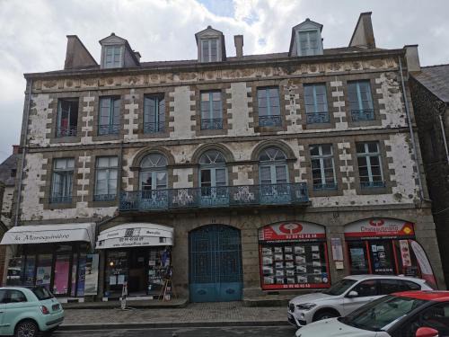 Dol-de-Bretagne Apartment | Studio des Stuarts