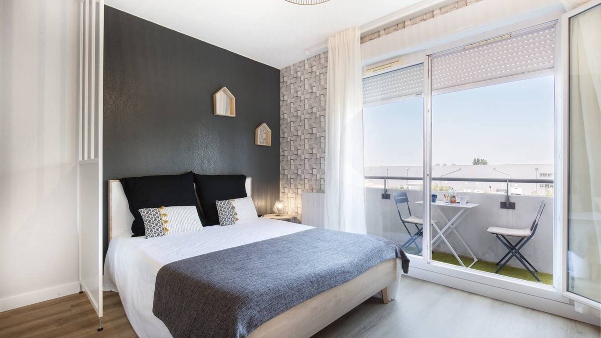 Cugnaux Apartment | ★ Studio Diane III ★ Toulouse St Simon ★ Swimming pool ★ Parking ★ Near Metro ★