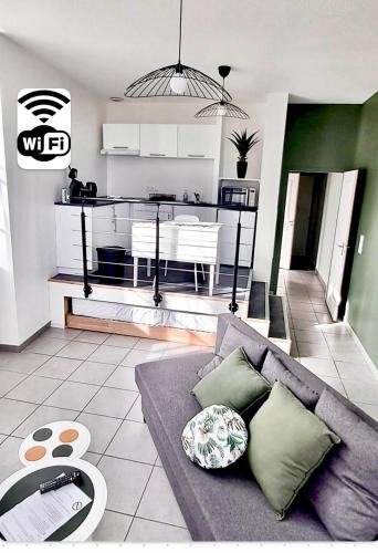 Dole Apartment | STUDIO Dole Grevy deux étoiles,