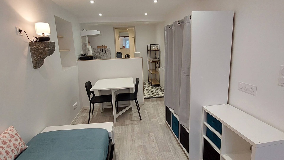 Hasparren Apartment | Studio downtown Hasparren