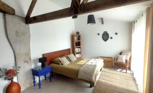 Saint-Medard Apartment | Studio du domaine équestre B & G
