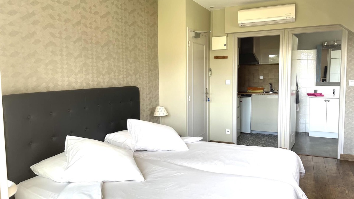 Brison-Saint-Innocent Apartment | Studio Ensuite Le Revard