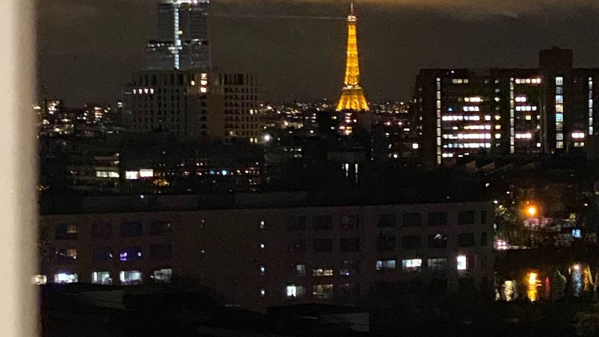 Gennevilliers Apartment | Studio Eiffel Avec Parking aux Portes de Paris