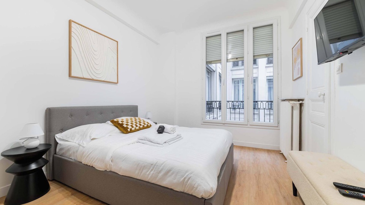 Montmartre Apartment | Studio elegant sacre coeur metro anvers - Paris 18 -2P