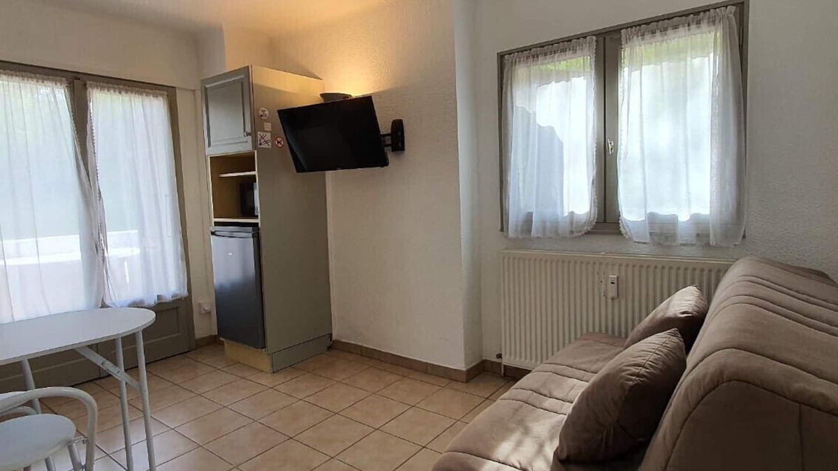 Bredannaz Apartment | Studio en bordure de Lac