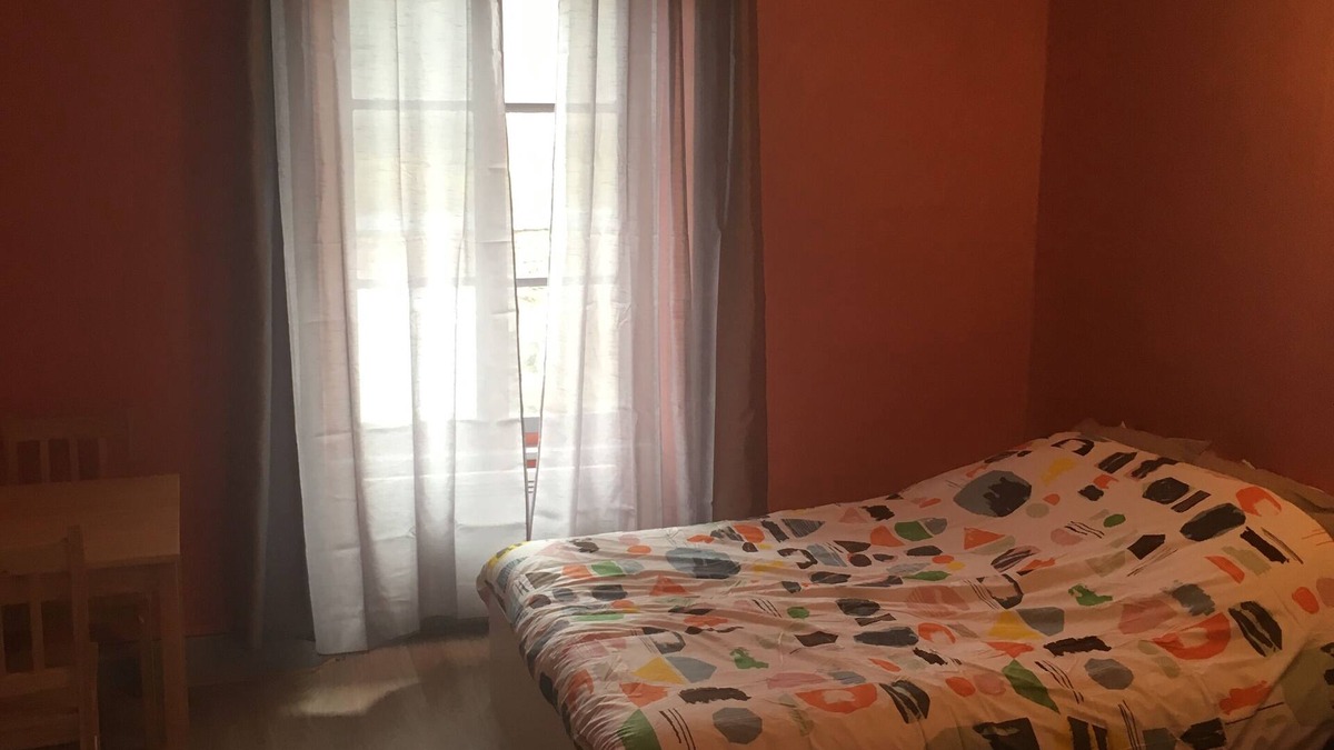 Gelles Apartment | Studio facing Sioule near Vulcania