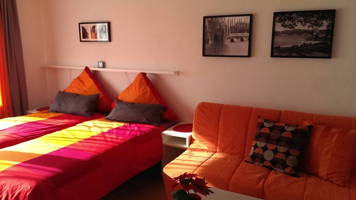 Alt-Betzenhausen Apartment | Studio 'Falk Wohnung Nr -3-' with Mountain View, Balcony and Wi-Fi