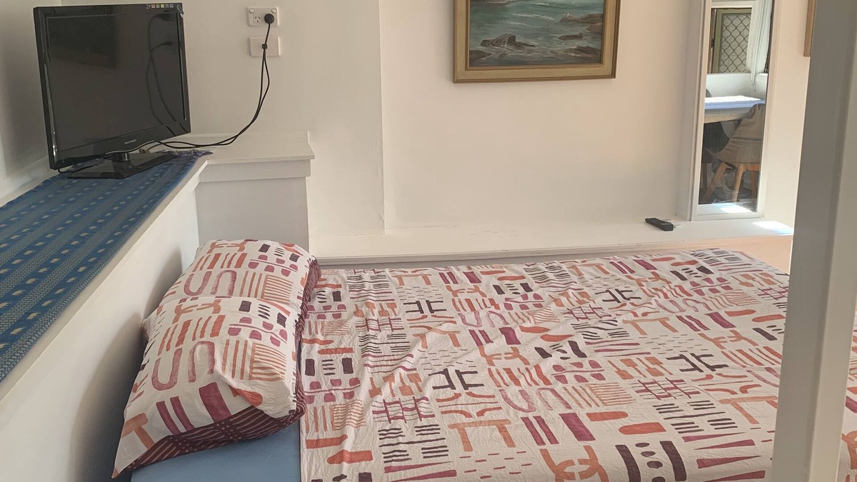 Tallebudgera Apartment | Studio Flat Close to Everything n* NO SMOKING/VAPING *