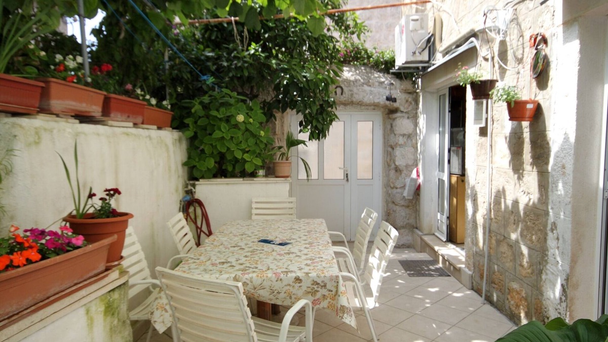 Cavtat Old Town Apartment | Studio flat with air-conditioning Cavtat, Dubrovnik (AS-8966-a)