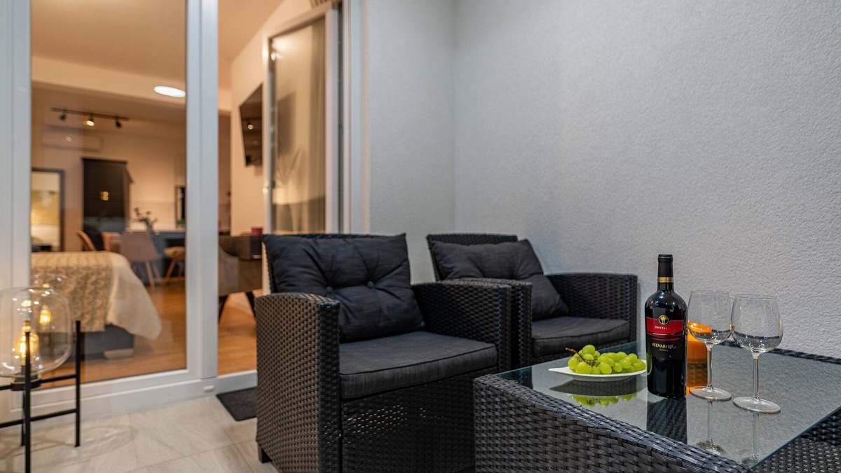 Grabovac Apartment | Studio flat with terrace Grabovac, Plitvice (AS-21931-a)