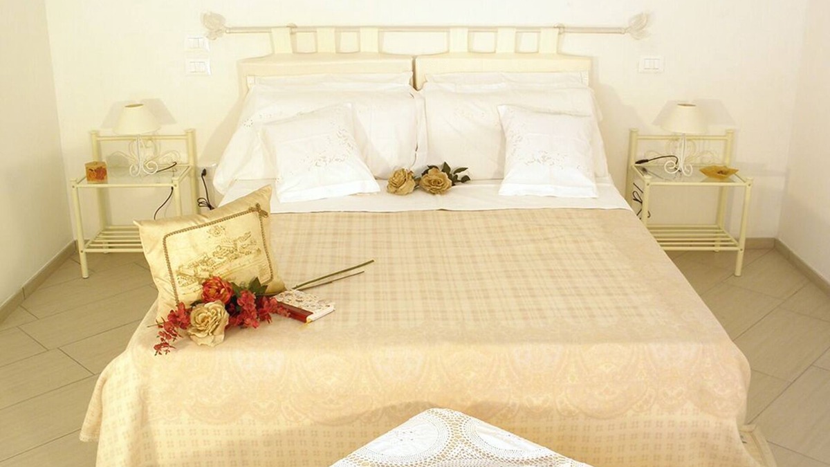 Canneto sull'Oglio Bed & Breakfast | Studio for disabled access for 3 people