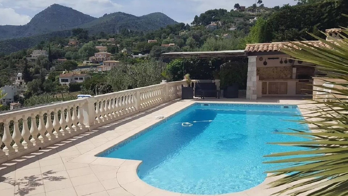 Saint-Andre-de-la-Roche Apartment | Studio "Appartement Les Oliviers" with Private Terrace, Shared Pool & Wi-Fi
