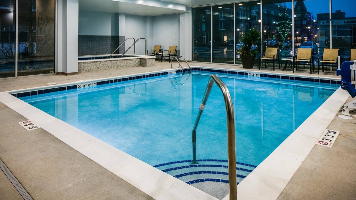 Historic East Village Apartment | Studio | Free Breakfast, Indoor Pool, Hot Tub