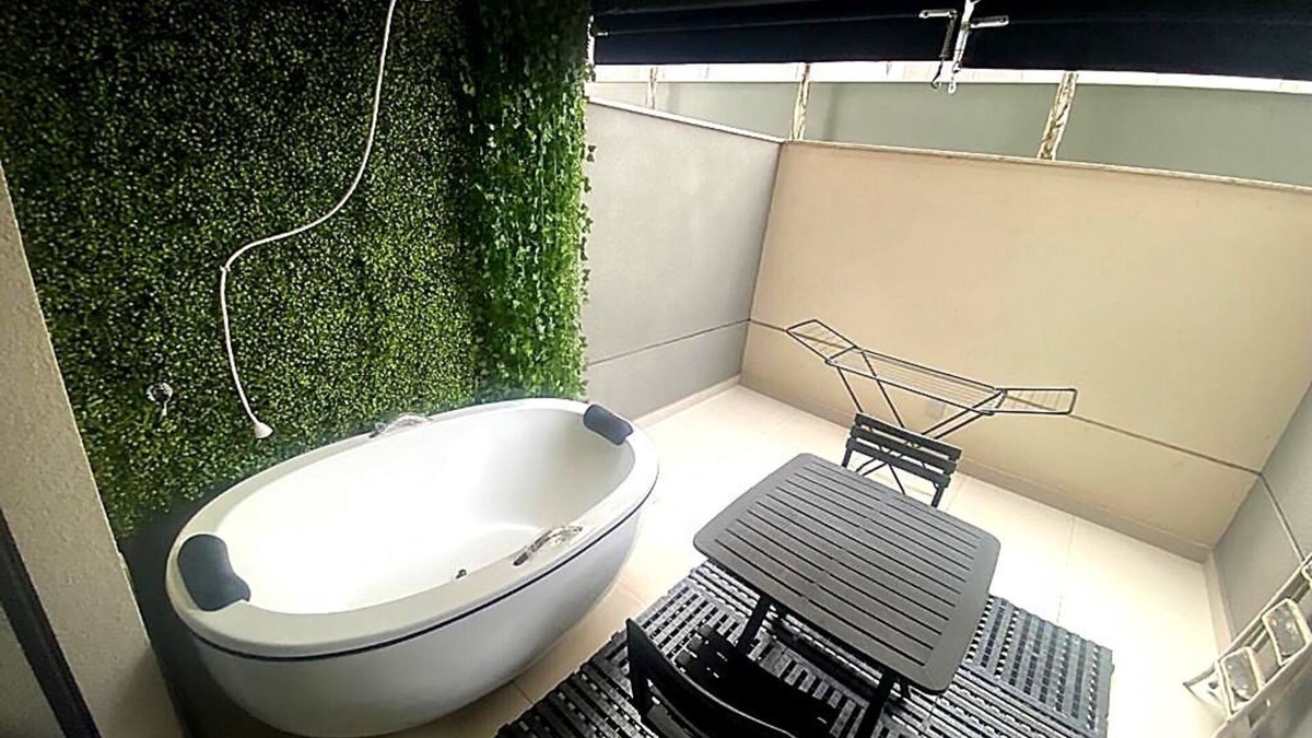 Vila Mariana Apartment | Studio Garden com Spa e Ducha na Área Privativa Externa. Metrô Vila Mariana