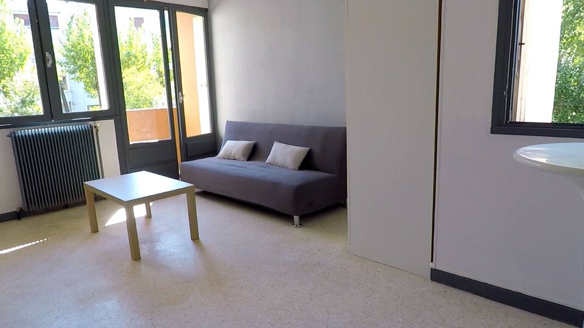 Residence Las Rebes Batiment Apartment | Studio hospital-faculty district