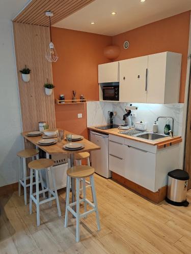 Chambery Apartment | Studio hyper centre avec garage