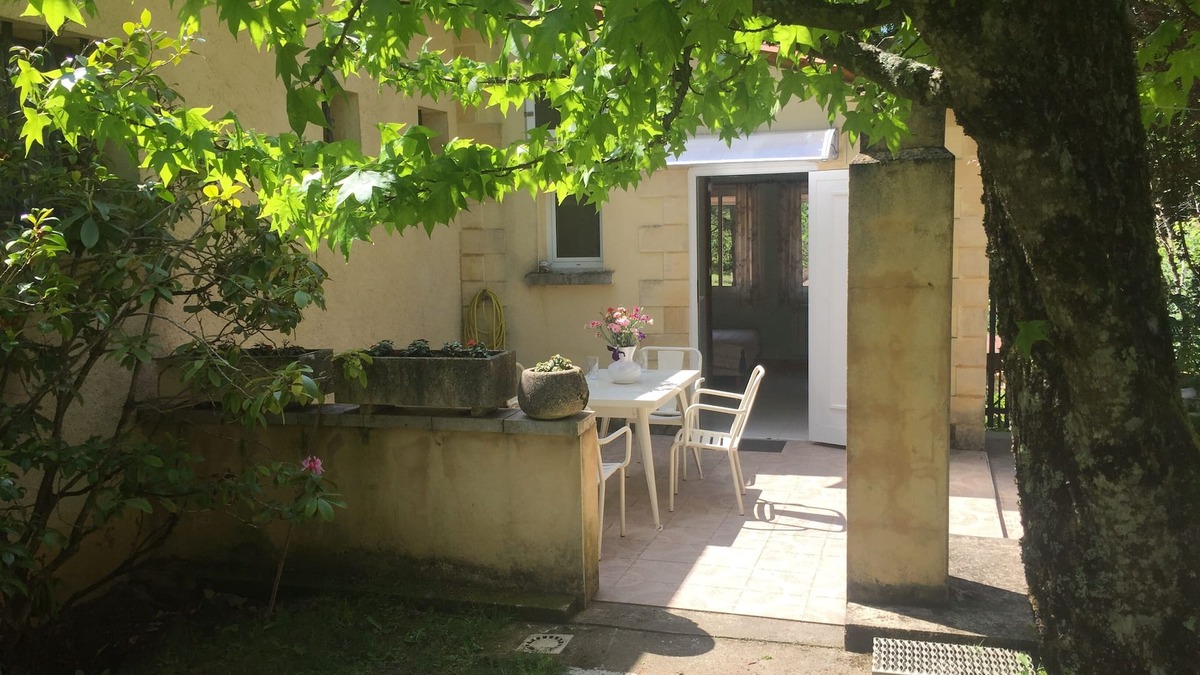 Sarlat-la-Caneda Apartment | Studio in Sarlat, for a couple in search of calm