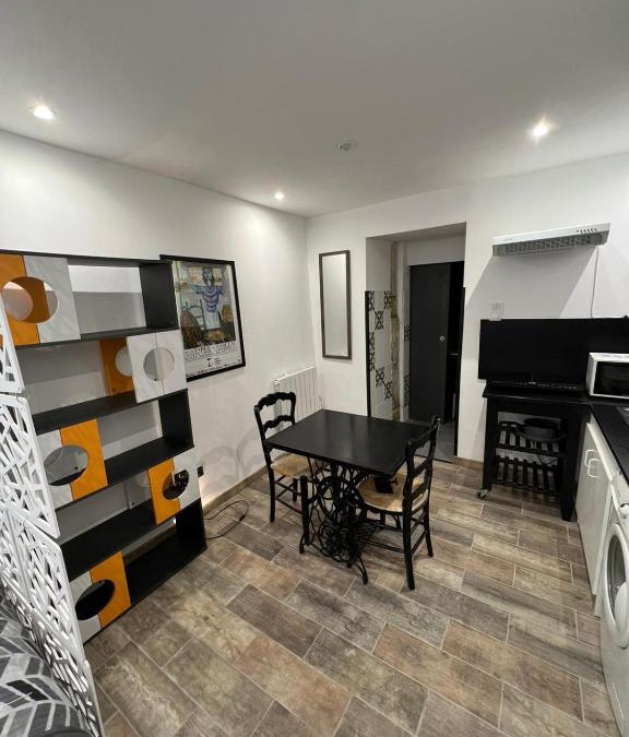 Romans-sur-Isere Apartment | Studio indépendant