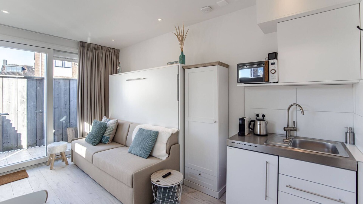 Municipality of Zandvoort Apartment | Studio Jadana - A great couples get away