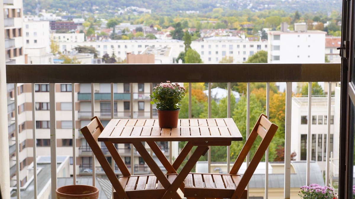 Rueil-Malmaison Apartment | Studio l'Orchidée Mobility lease (1 to 10 months)