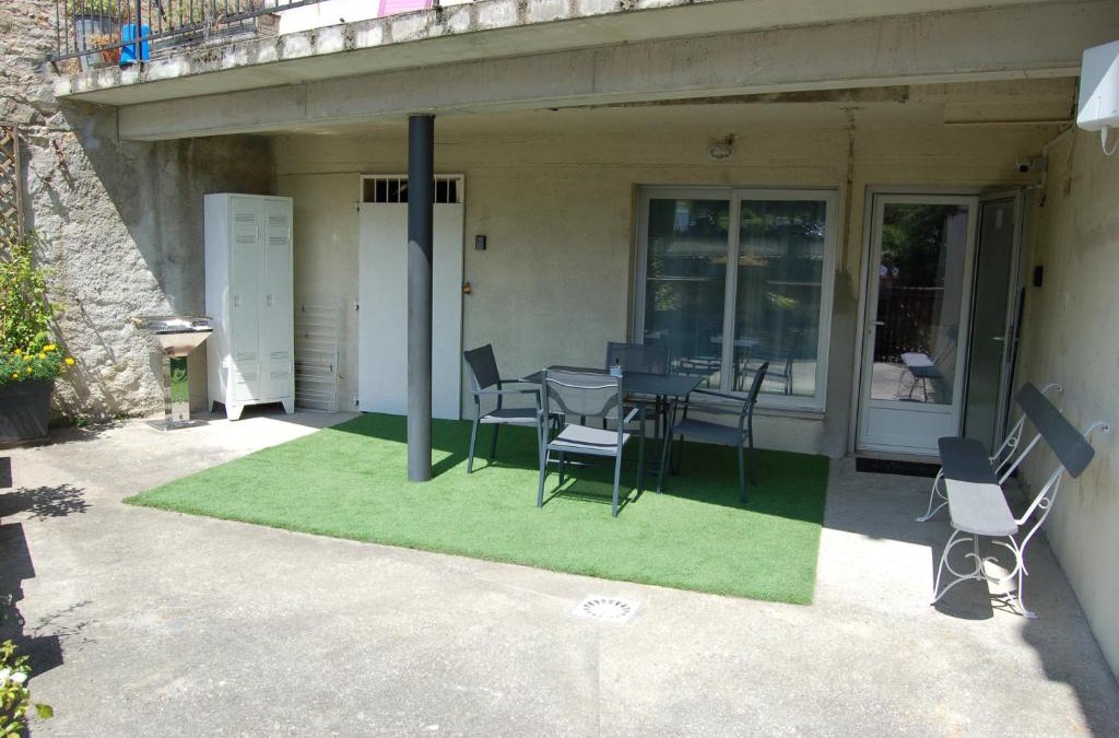 Ax-les-Thermes Apartment | Studio La LAUZE
